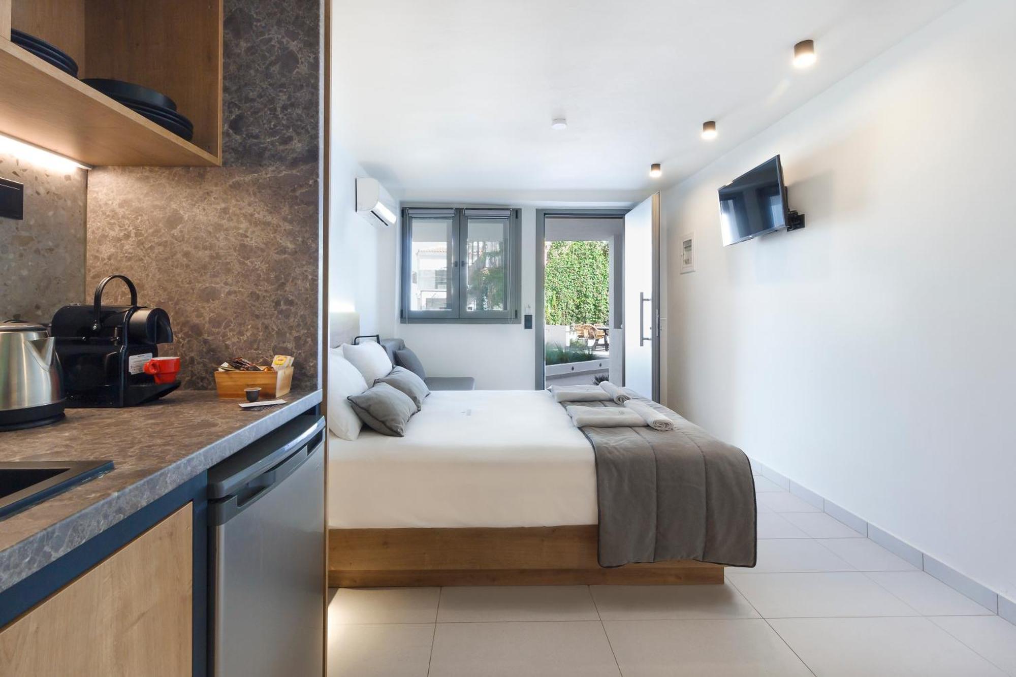 Araliki Suites Polychrono Luaran gambar